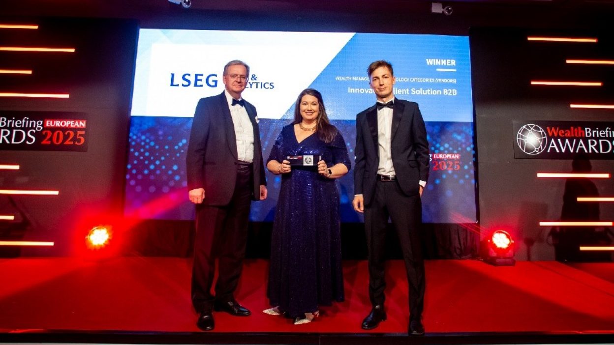 Image showcasing LSEG employees with the European WealthBriefing Award 2025 for Innovative Client Solution B2B